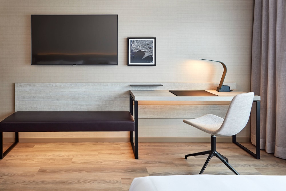 AC Hotel by Marriott Palo Alto 42/43