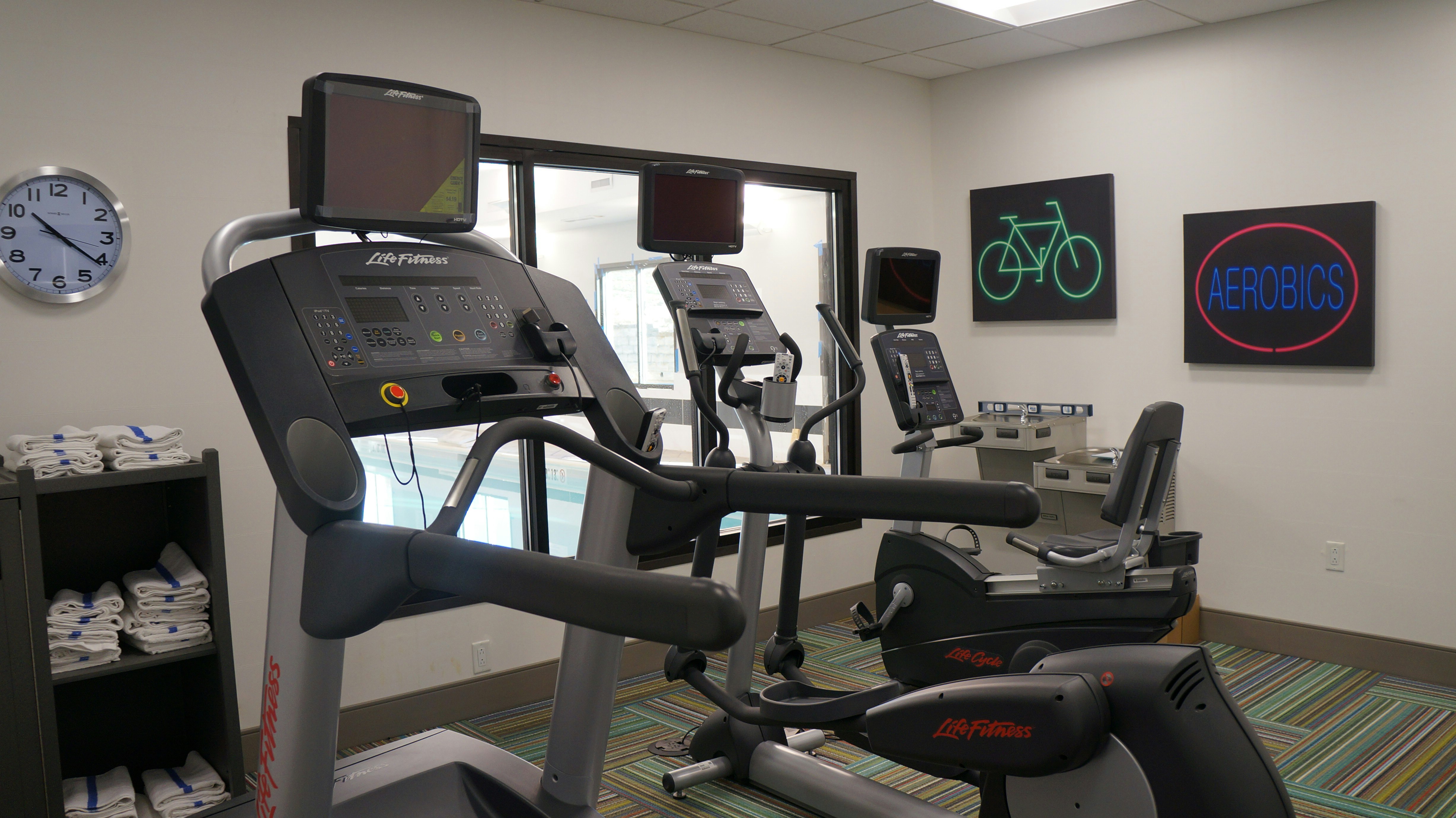 Holiday Inn Express Suites Shippensburg 42/65