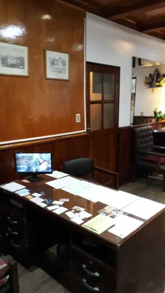 Hostal Residencial Leones De Castilla 28/45