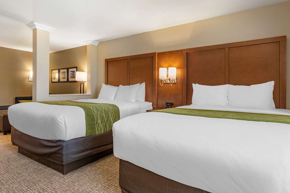 Comfort Suites Albuquerque Airport 10/34