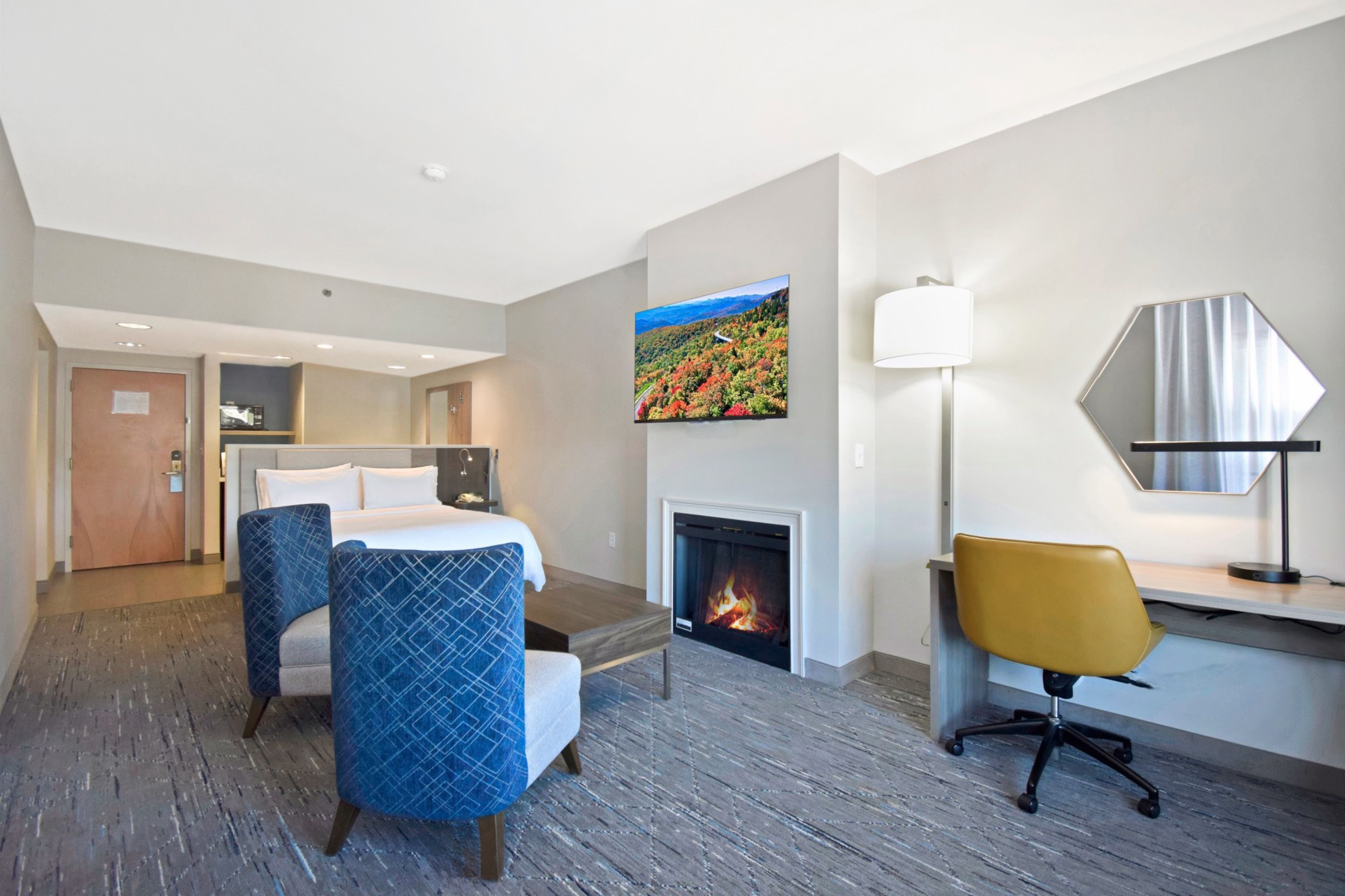 Holiday Inn Express Boone 46/77