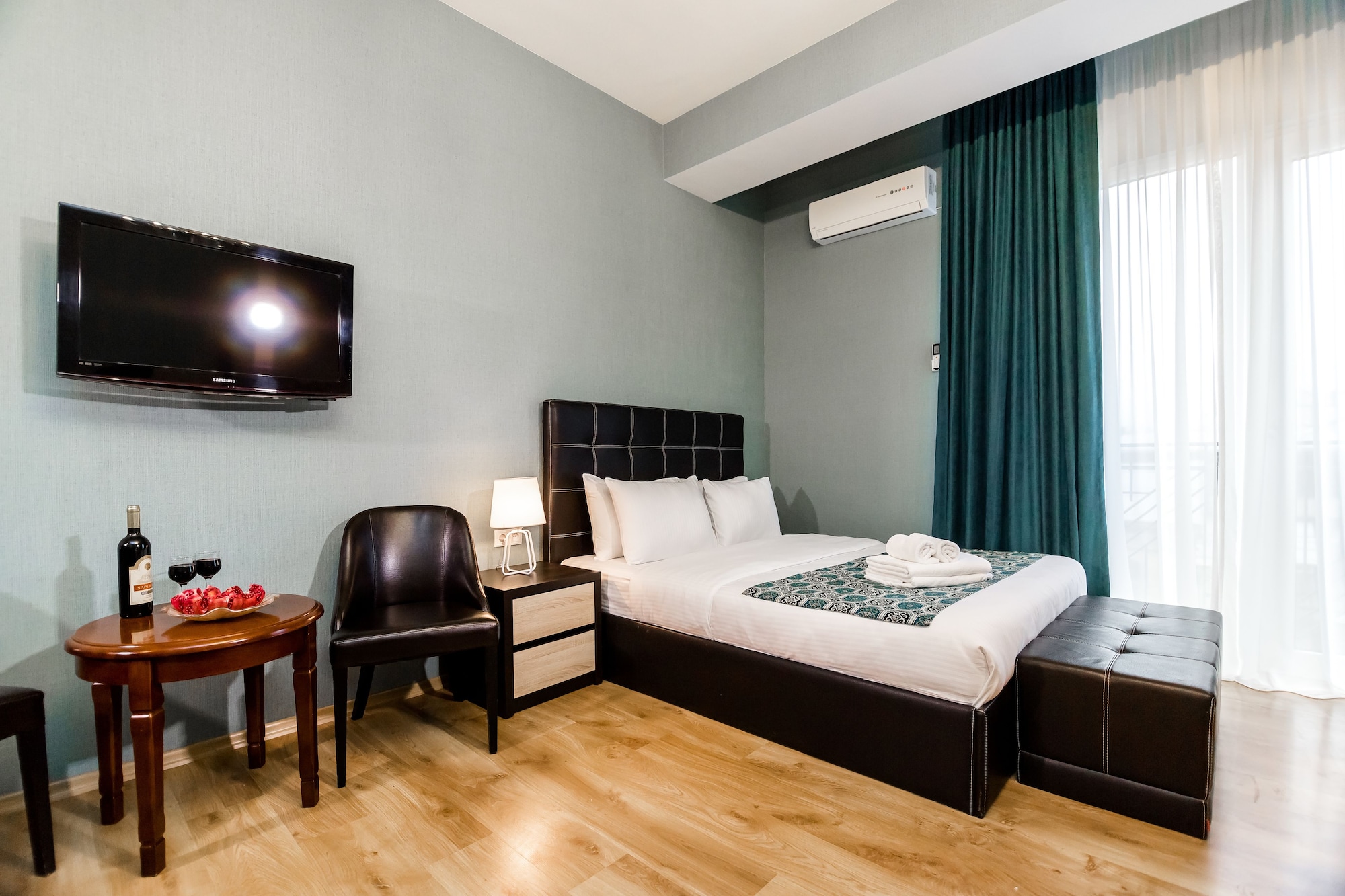 room, 2 queen beds