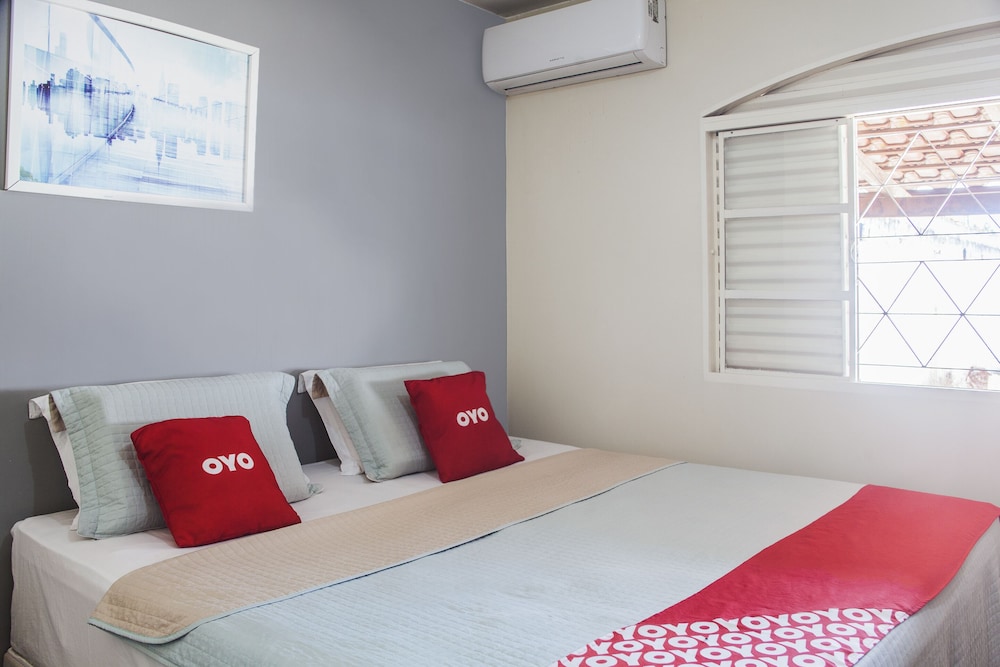 OYO M&J Hotel 16/33