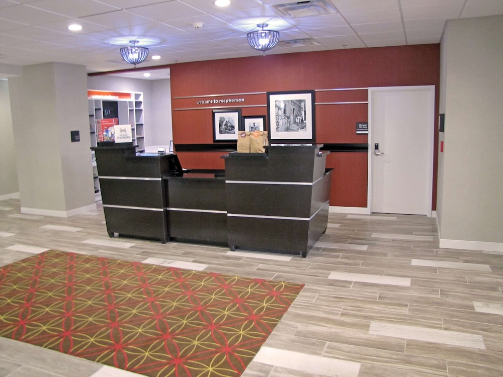 Hampton Inn McPherson KS 10/56