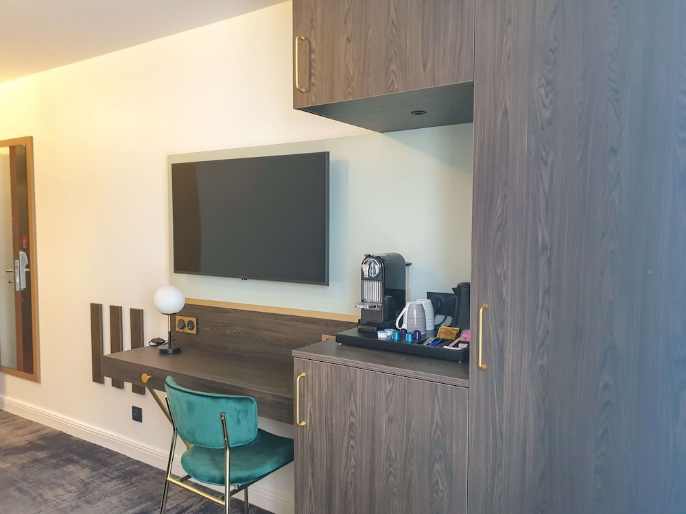 Best Western Plus L'Artist Hotel 74/78