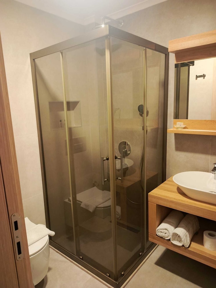 hotel alize 20/23