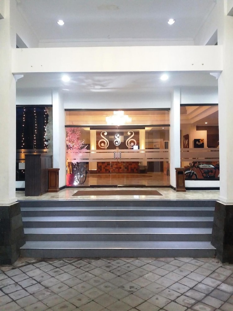 Hotel Sofia Juanda Surabaya 4/47