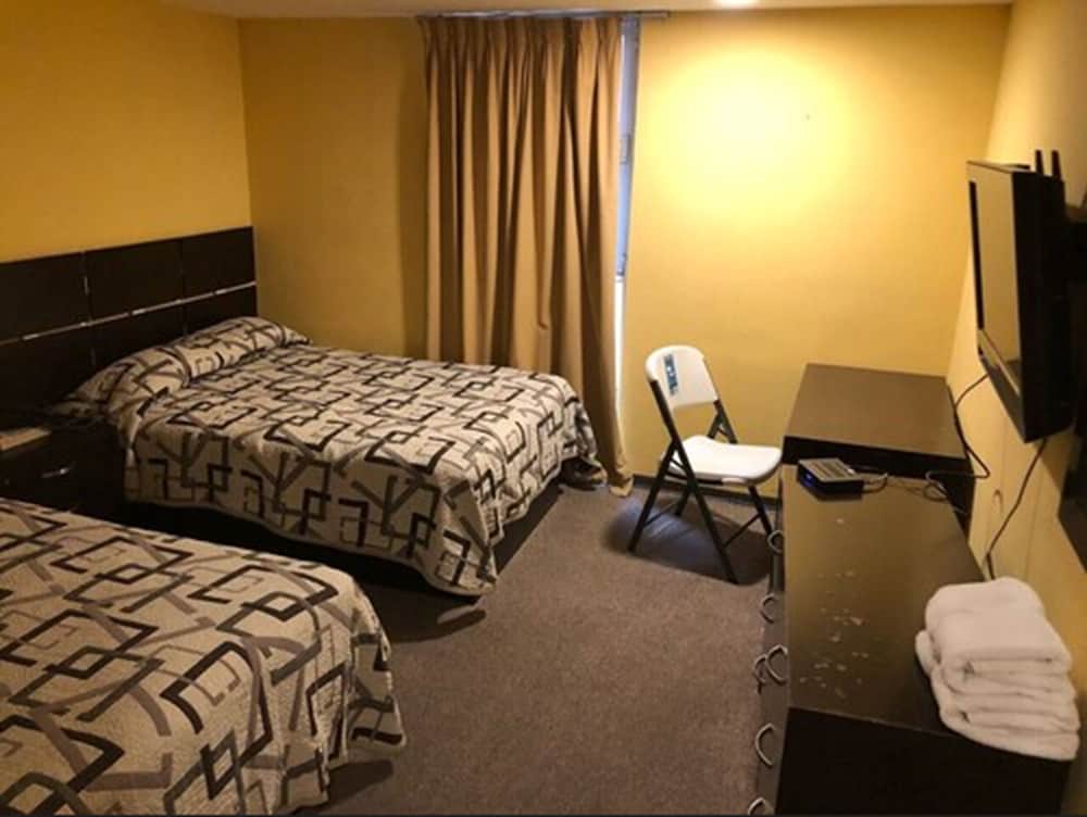 Hotel Villas del Bosque 7/27