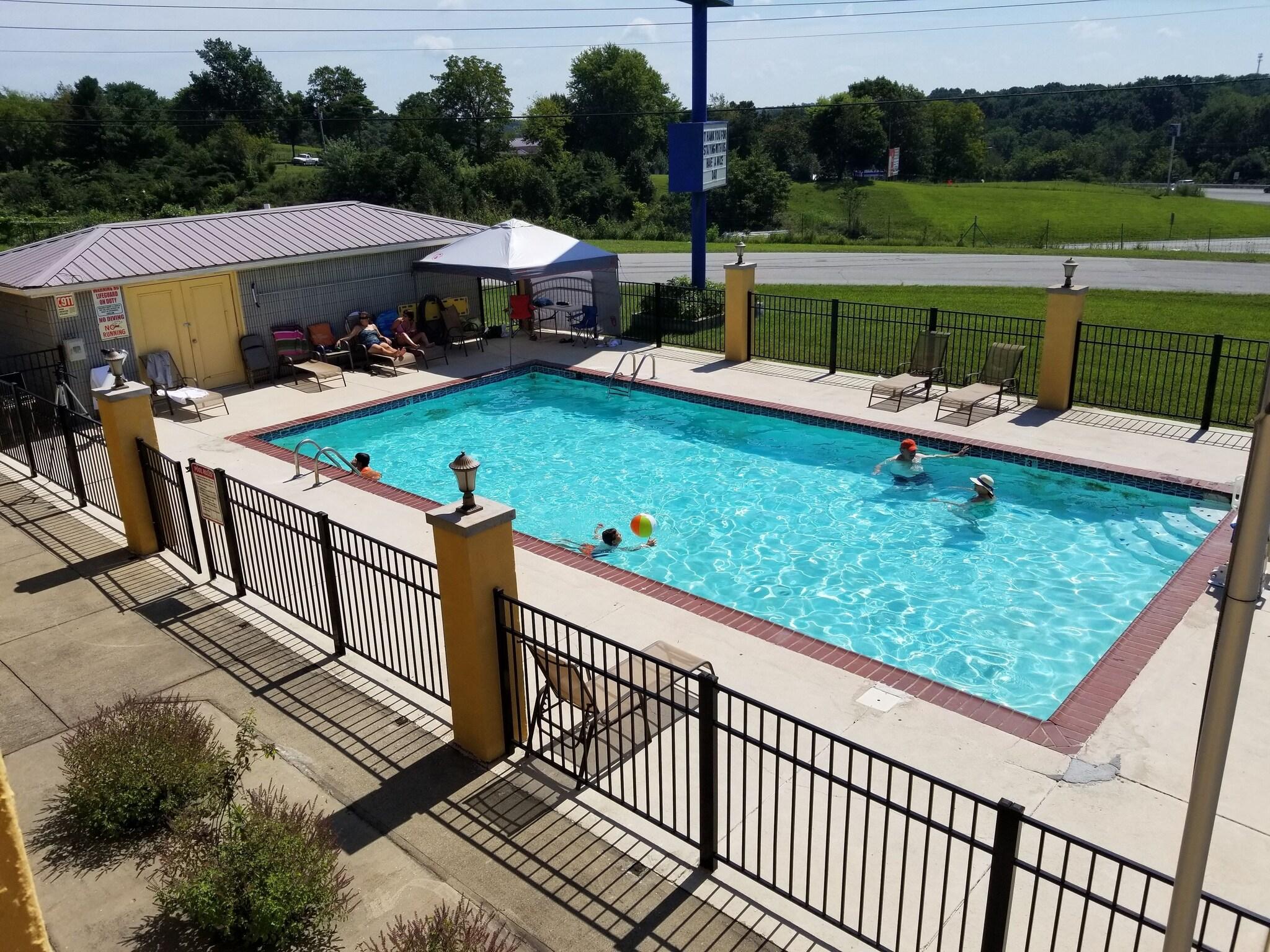 Executive Inn Scottsville 31/33