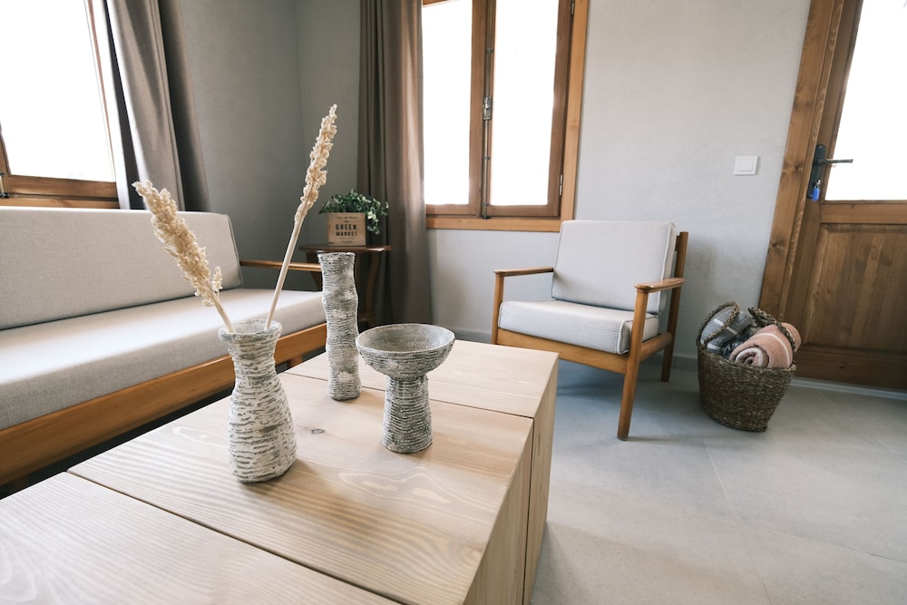 Nephos Hotel 33/50