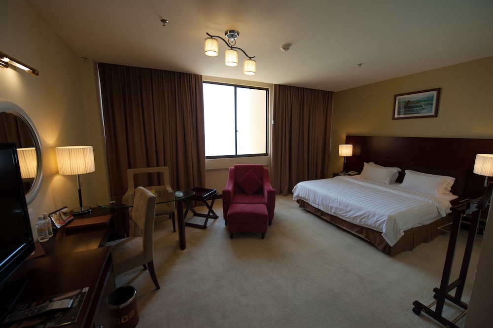 GAYA CENTRE HOTEL 12/42