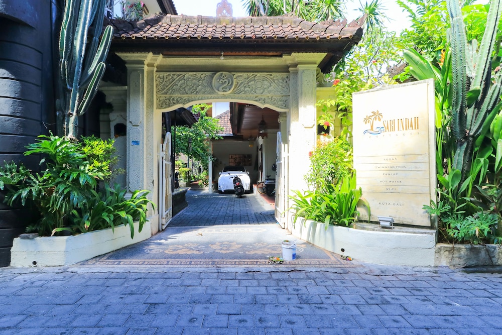 Sari Indah Cottages 38/41