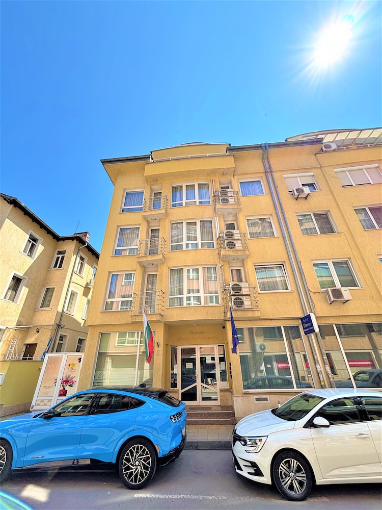Dunav Apartment House 3/50
