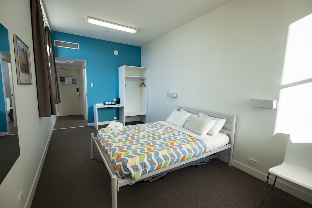 YHA Sydney Harbour 11/32