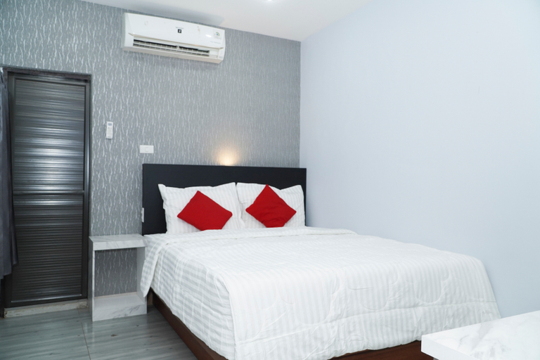 Hotel City Room 7/11
