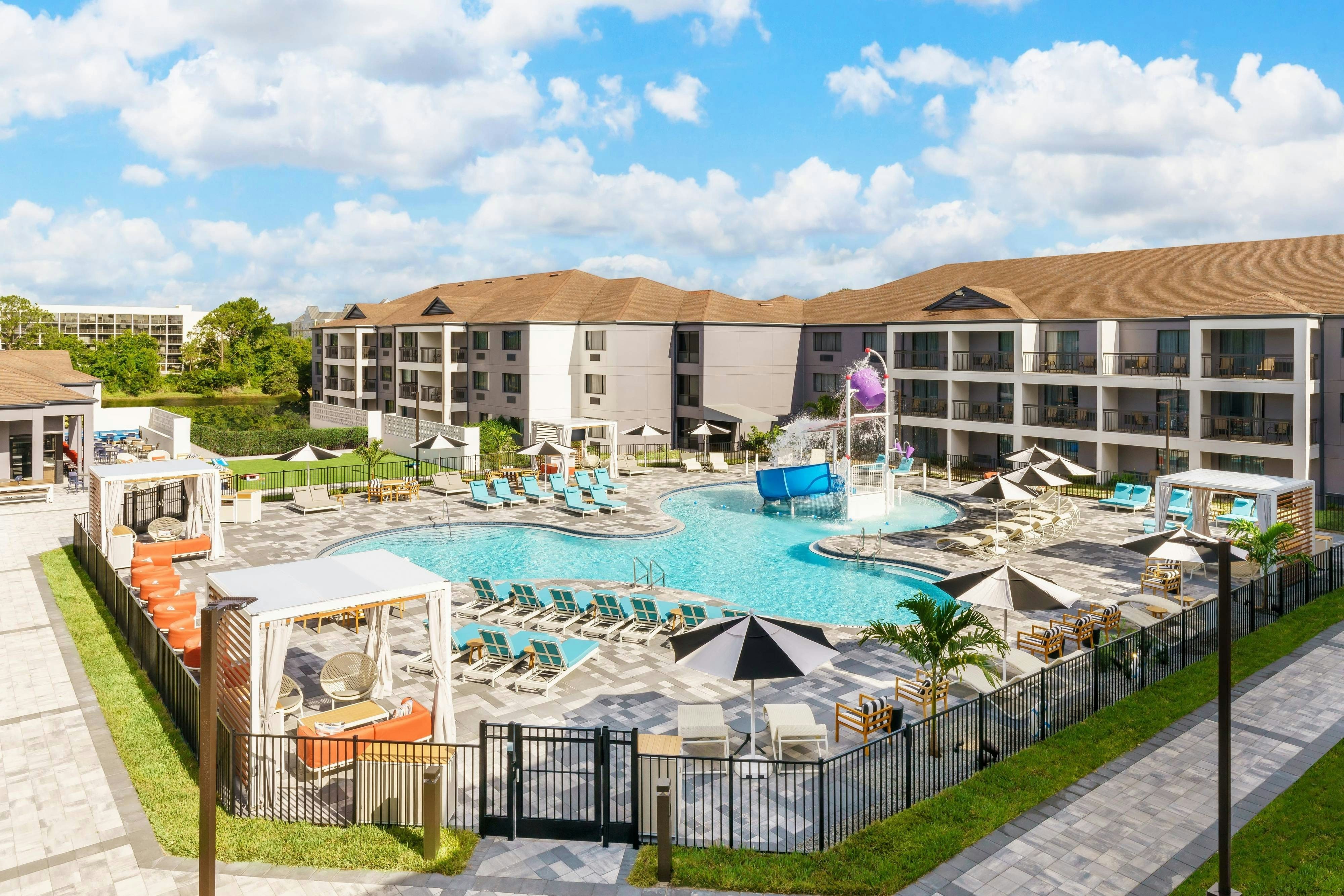Courtyard by Marriott Lake Buena Vista at Vista Centre 19/22