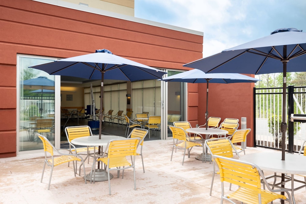 FAIRFIELD INN & SUITES DUBOIS 41/57