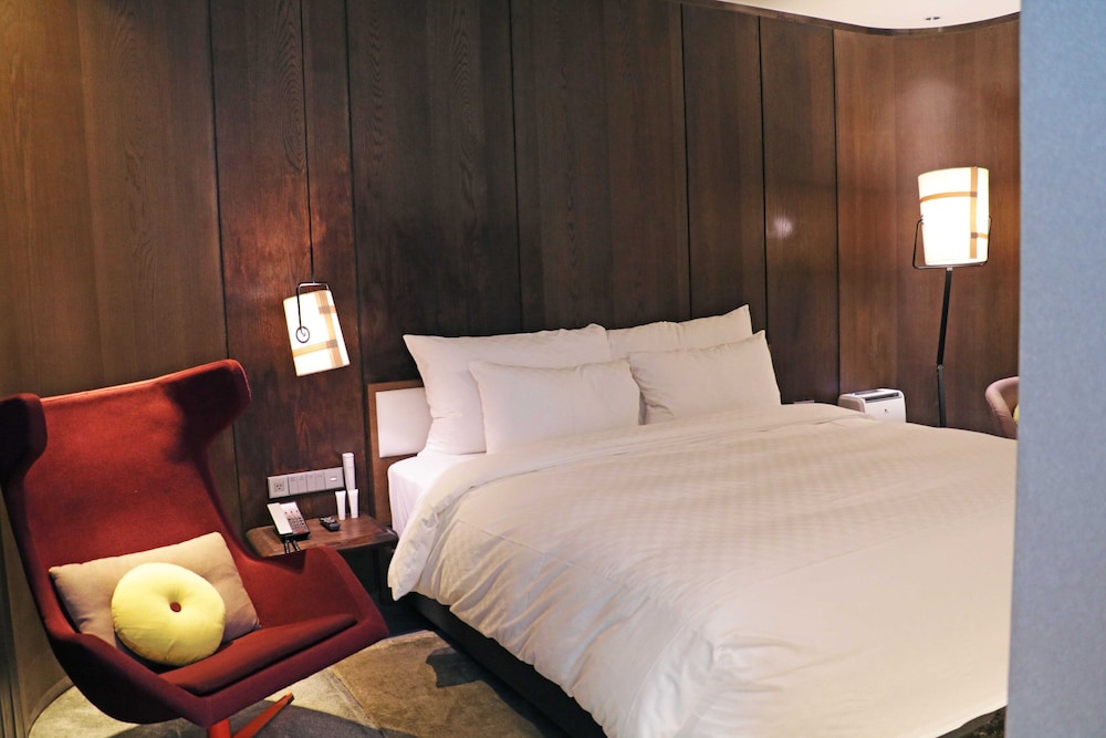 Hotel Royal Beitou 25/66