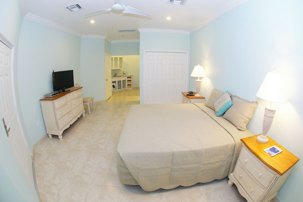 Compass Point Dive Resort 19/50
