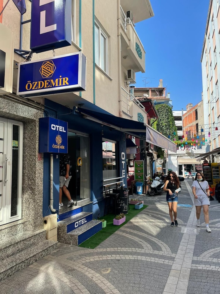 Özdemir Otel 17/20