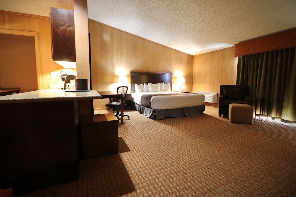 Best Western Chieftain Inn 23/34