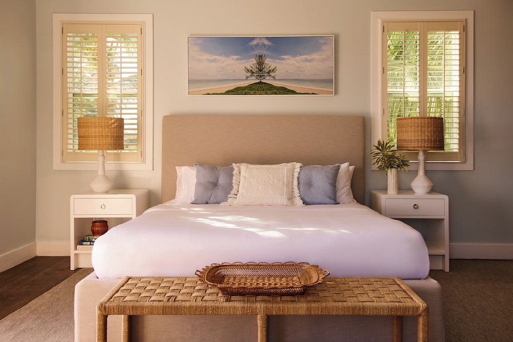 Garden, King Bed