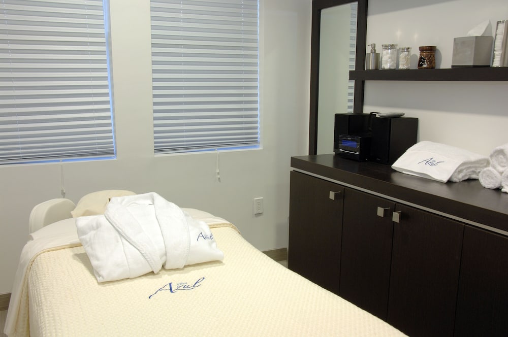 Provident Doral At the Blue Hotel 22/72