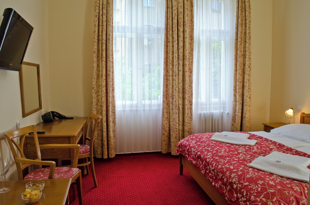 Superior, Double or Twin Bed