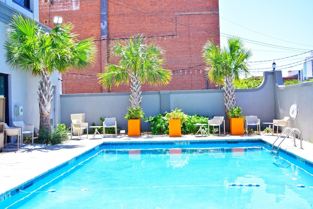 Holiday Inn Alexandria Downtown 12/55