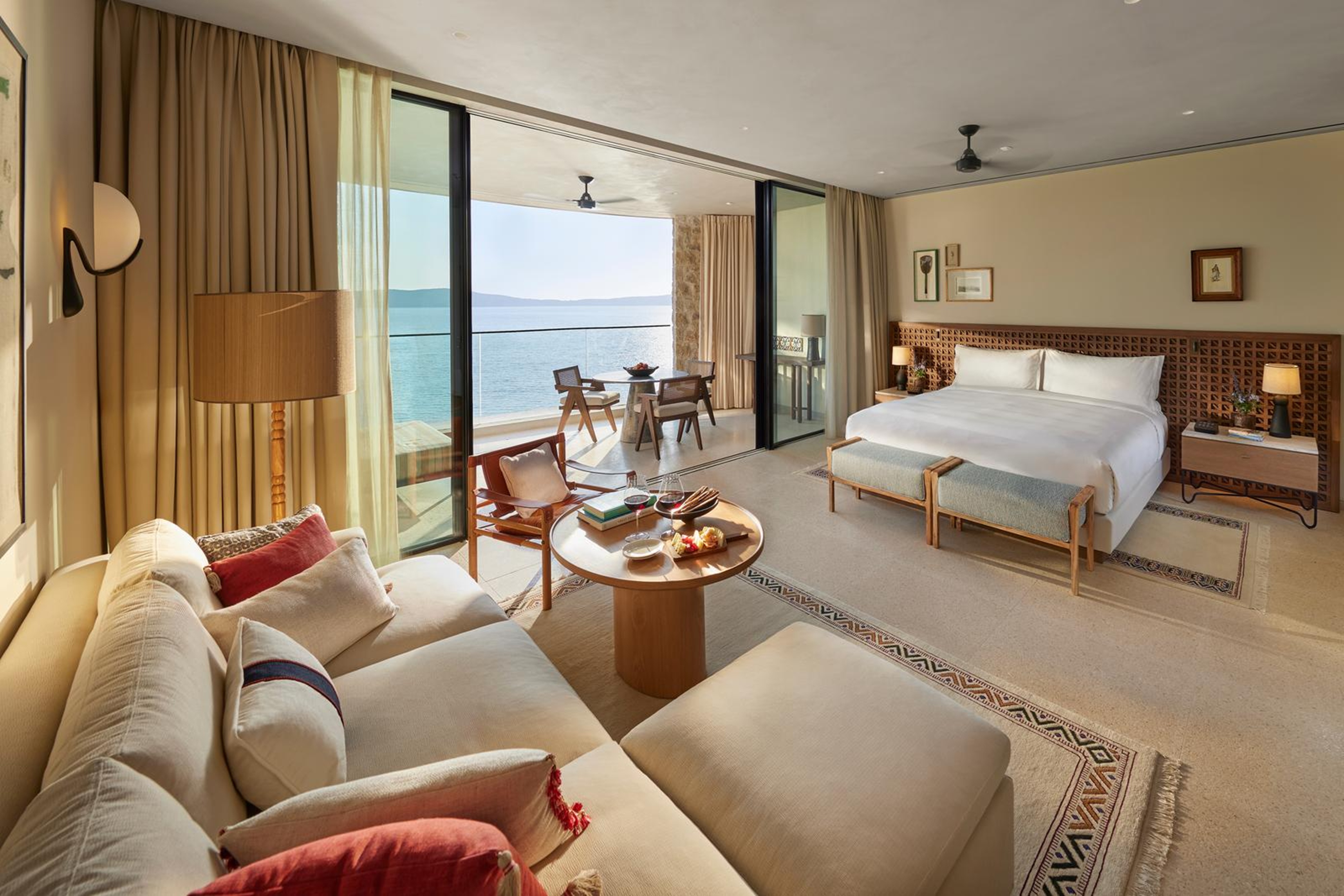 Junior Suite, Deluxe, Bay View