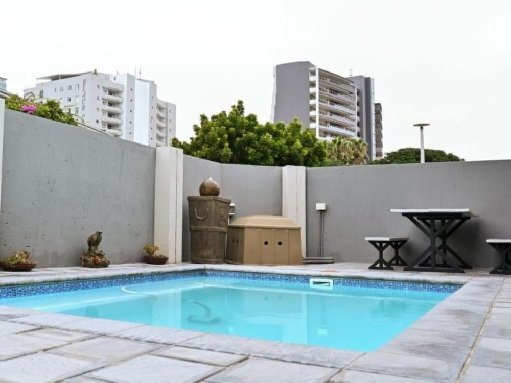 Idiaz Beach House 21/22