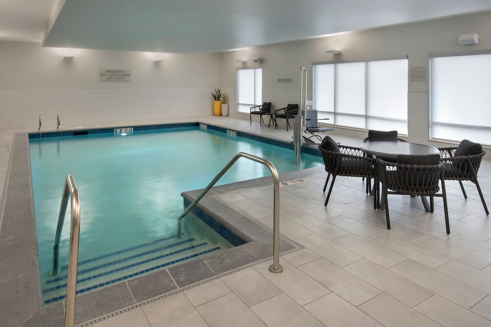 TownePlace Suites Portland Airport ME 10/30
