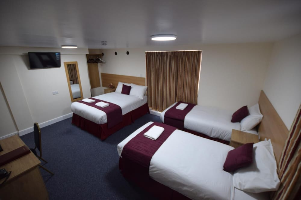 Premierlux Serviced Apartments 33/62