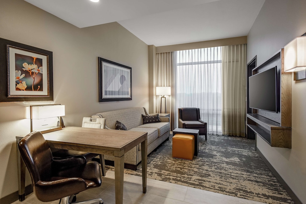 Embassy Suites by Hilton Jonesboro Red Wolf Convention Center 38/60