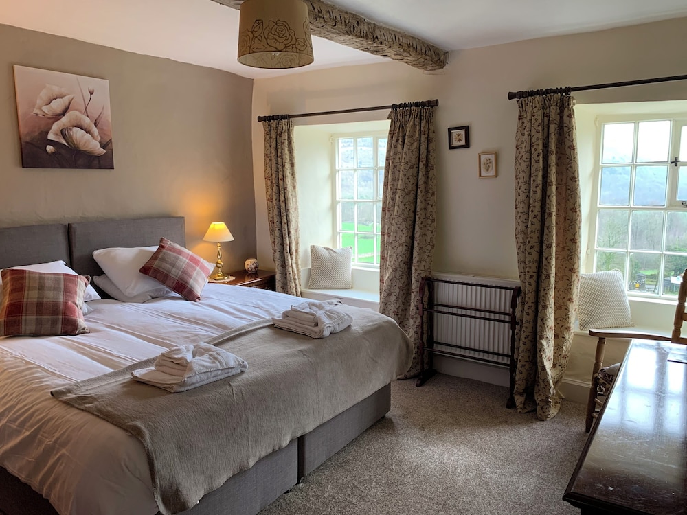 Beech Hill House B & B 9/50