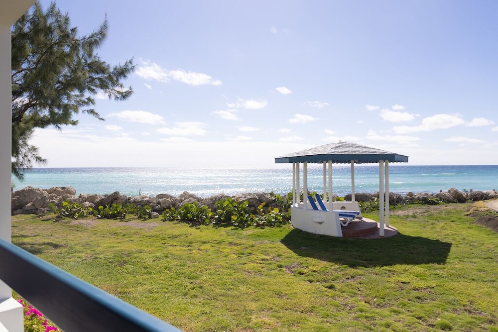 OceanBlue Resort 41/50