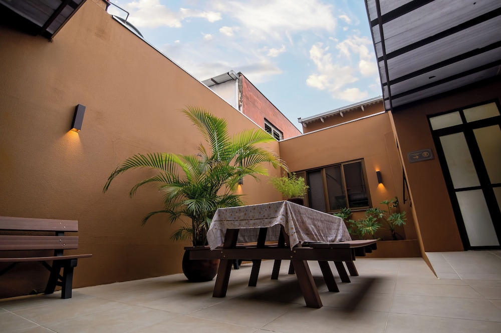 Hotel Santa Cruz 41/48
