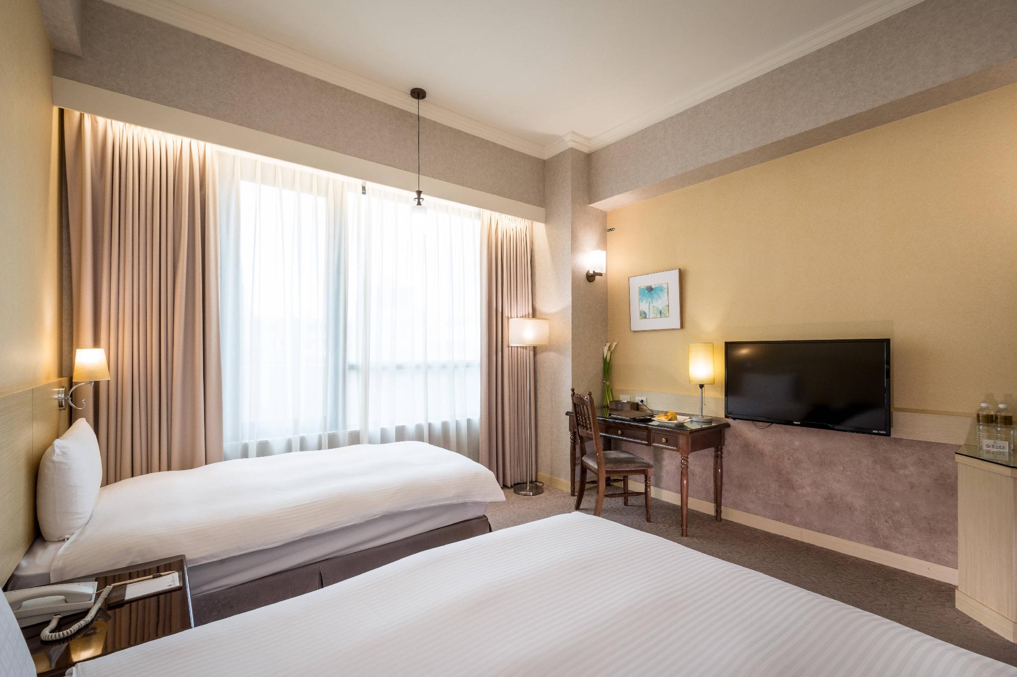 Room, 1 Double and 1 Single Bed, Accessible
