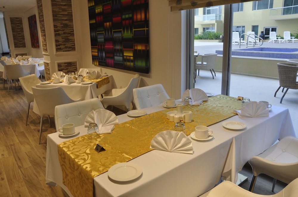 Gulf Suites Hotel Amwaj 37/50