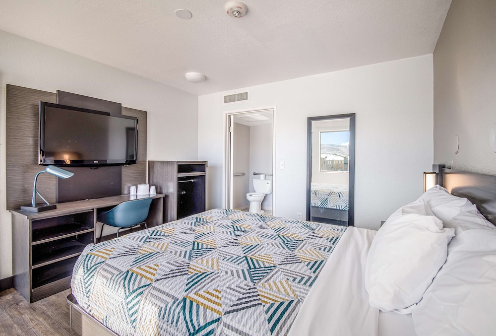 Motel6 Elko, NV 20/50
