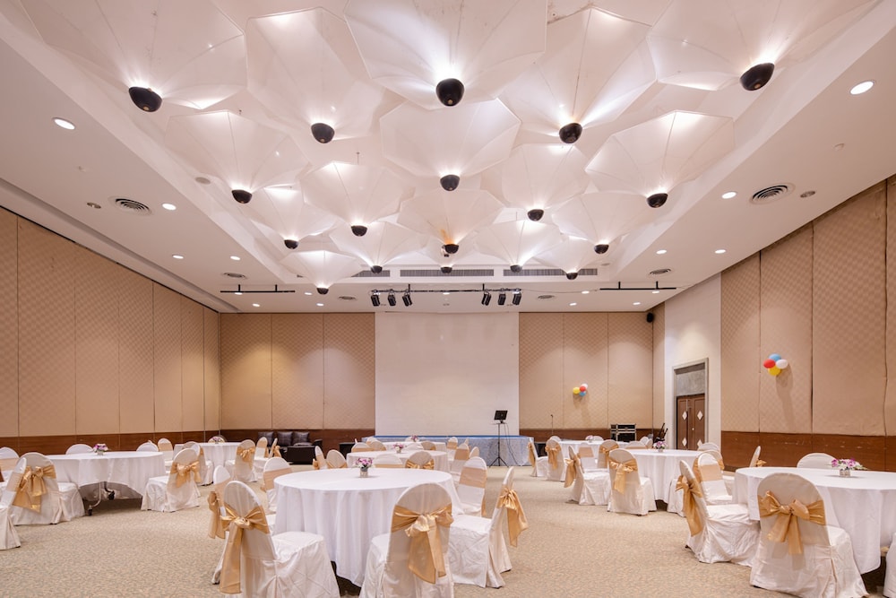 Supalai Scenic Bay Resort and Spa 40/49