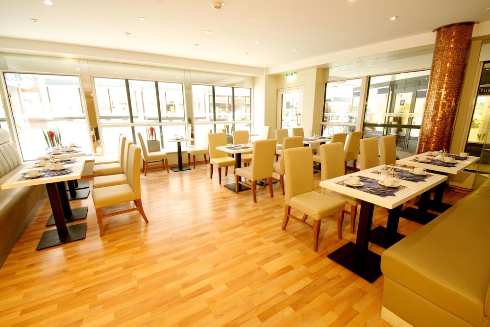 Hotel Am Kieler Schloss Kiel By Premiere Classe 22/33