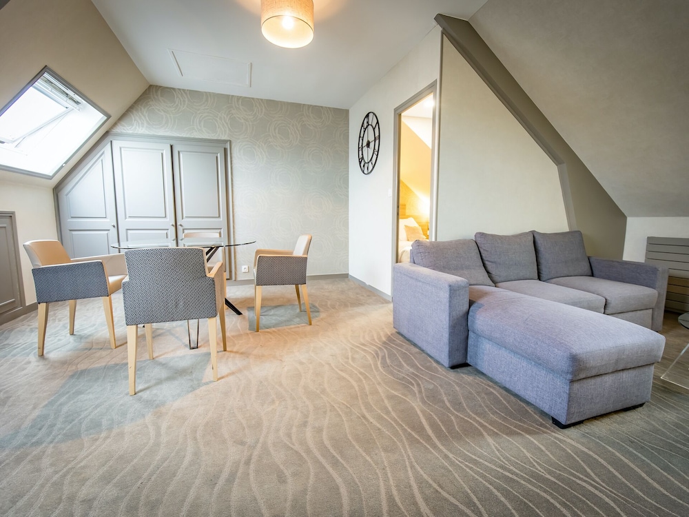 Hotel de Brunville Spa 37/48