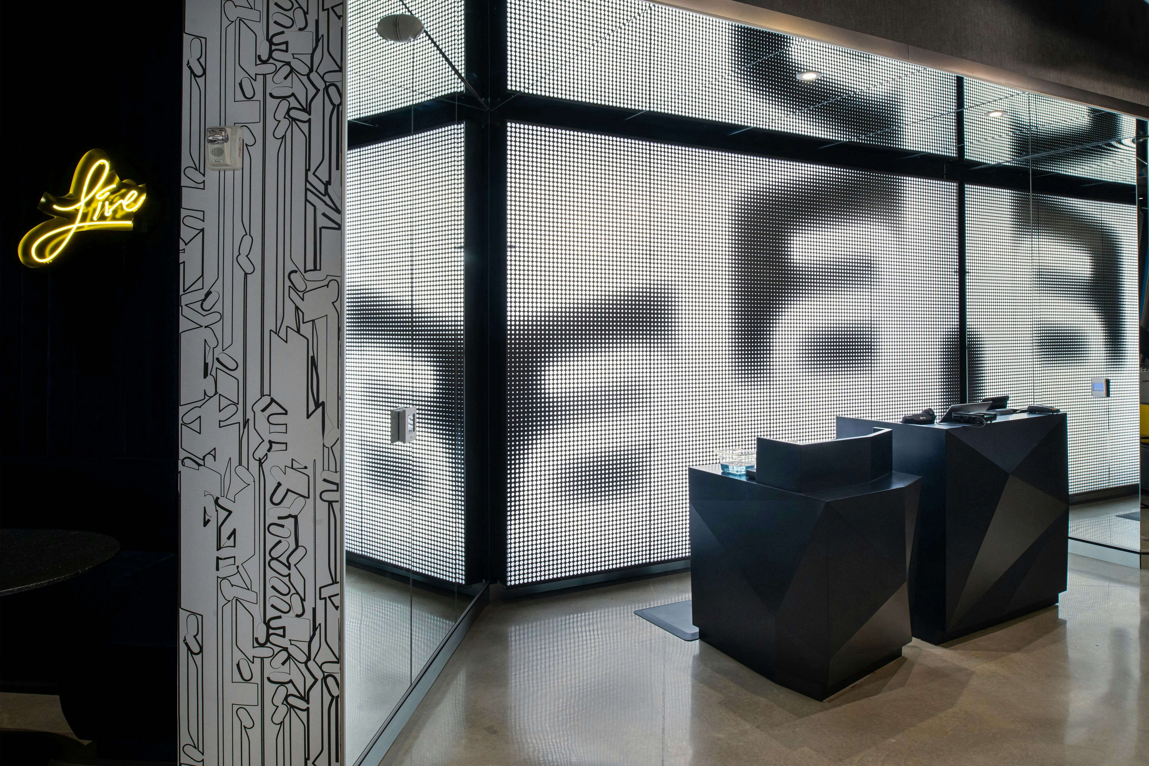 Aloft North Kansas City 18/34