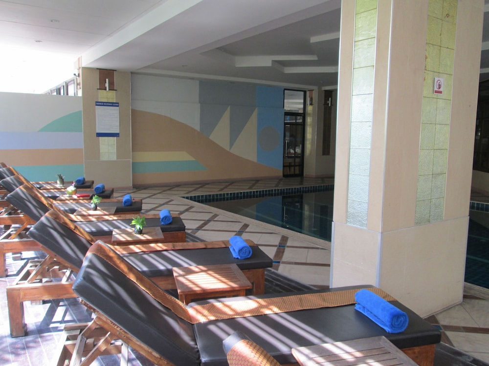 Pattaya Loft Hotel 53/55