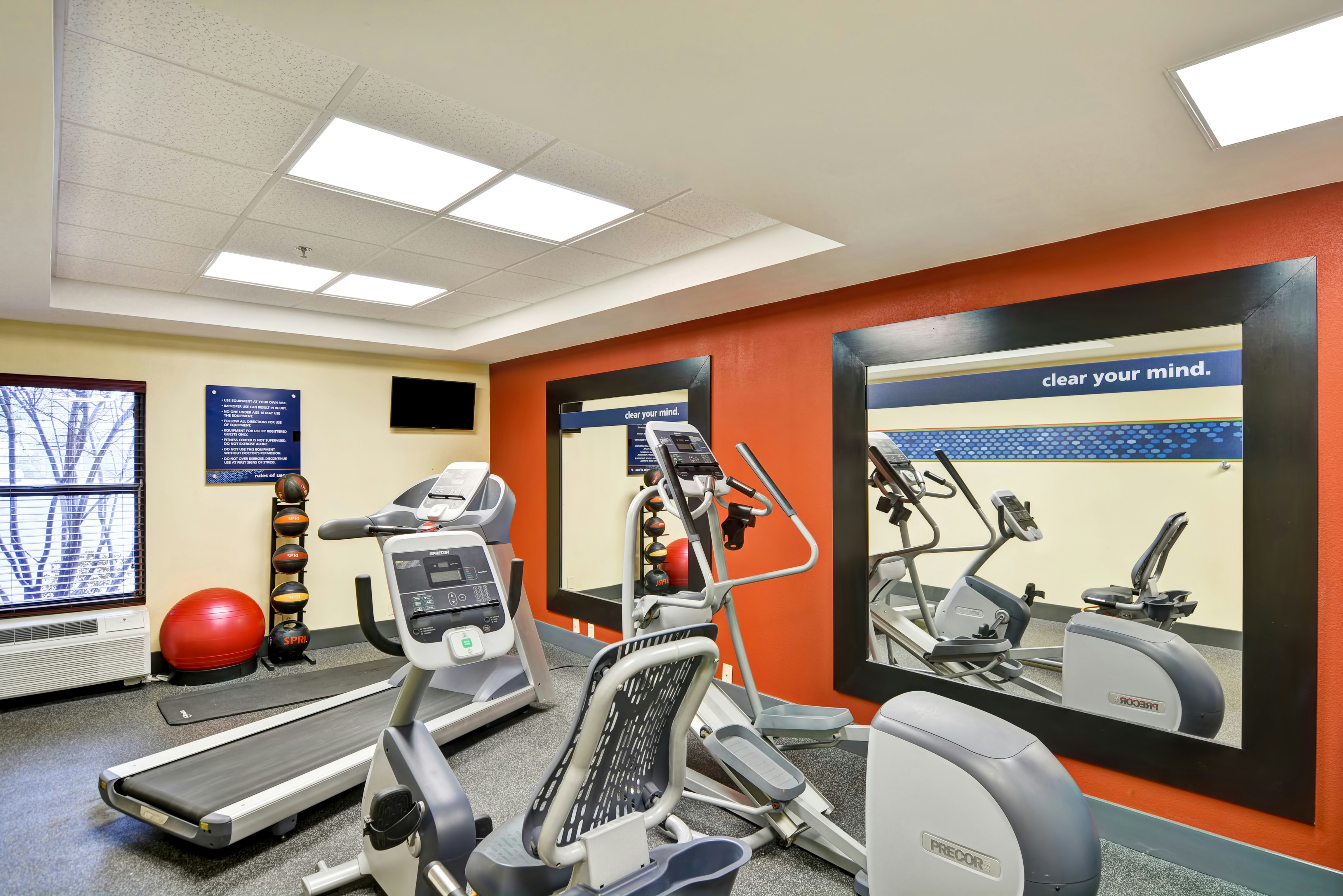 Hampton Inn Albany Wolf Road 31/65