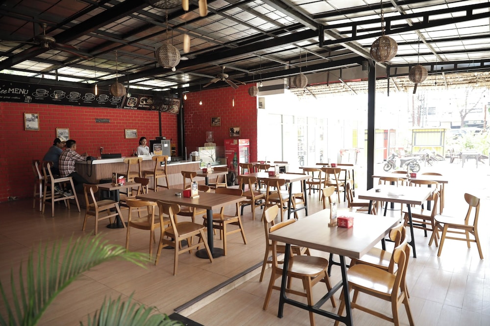 Arbor Biz Hotel 47/58