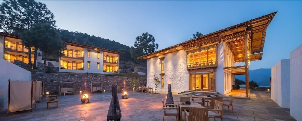 DHENSA BOUTIQUE RESORT 33/33