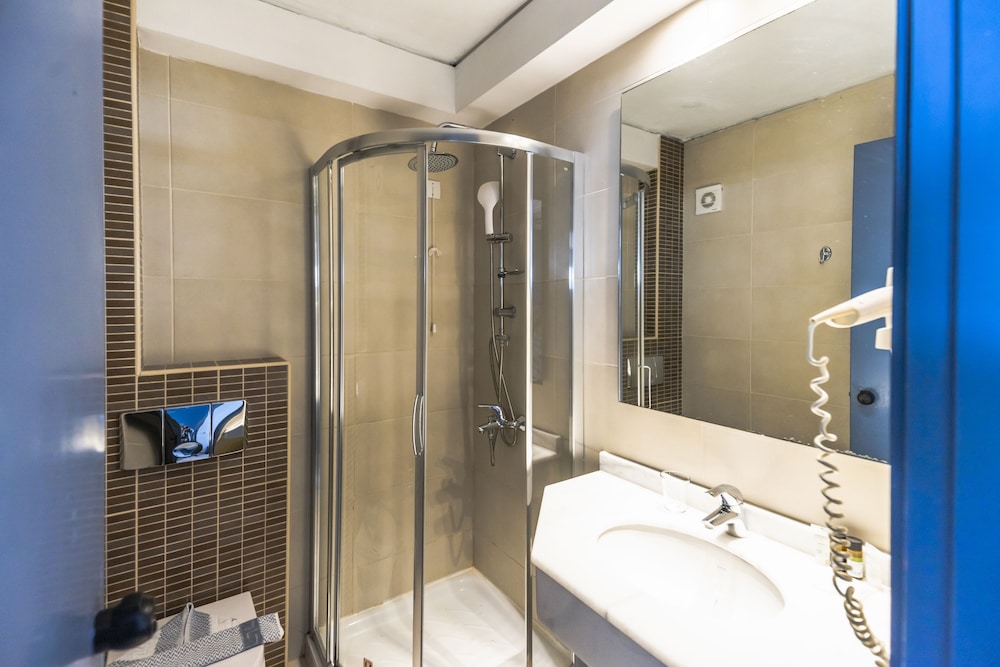 Alia Beach Hotel Adults only 18+ 47/48