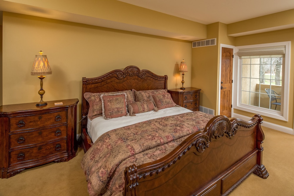 Goldmoor Inn 11/80